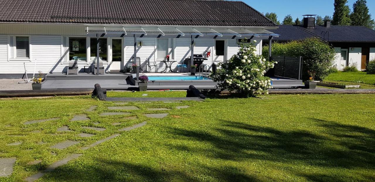 Villaski Rovaniemi Bagian luar foto